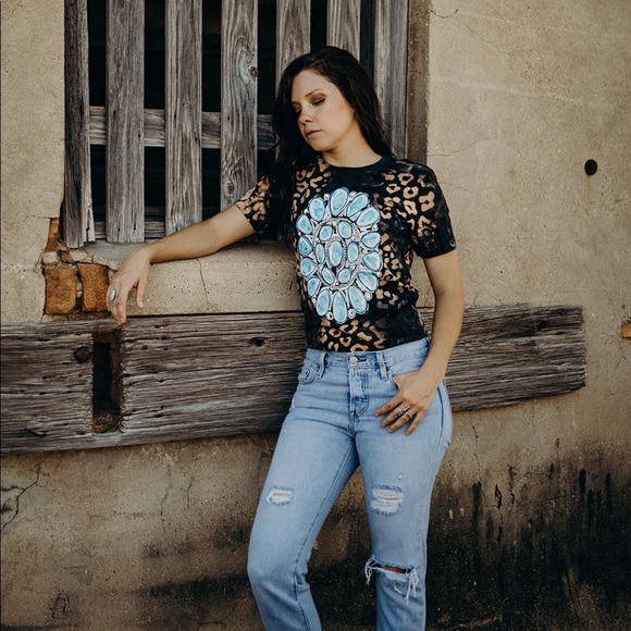 BLEACHED LEOPARD & TURQUOISE CONCHO Graphic Tee - Picture 3 of 4